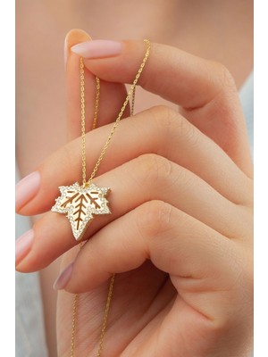 PremiumPort 925 Ayar Gümüş Çınar Yaprağı Kolye, Şık ve Zarif Takı Tasarımı