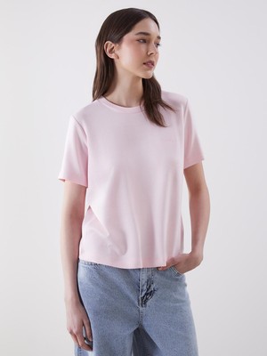 Lc Waikiki Yeni Sezon Bisiklet Yaka Nakışlı Kadın Tişört