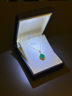 PremiumPort Parlak Gümüş ve Altın Kaplama Yeşil Taşlı Yonca Kolye