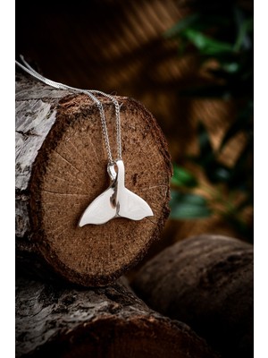 PremiumPort 925 Ayar Gümüş Balina Kuyruğu Unisex Kolye, Şık ve Zarif Tasarım