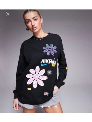 Nike Sportswear Essentials ''air Max Wav Grahics'' Long-Sleeve Uzun Kollu Siyah Kadın T-Shirt HF9529-010