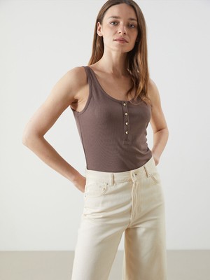 Lc Waikiki Yeni Sezon U Yaka Dokulu Kadın Atlet