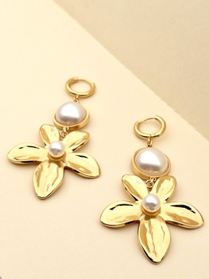 PremiumPort Sallantılı Çiçek Model Uzun Büyük Çelik Küpe, 6,3 Cm, Şık Tasarım