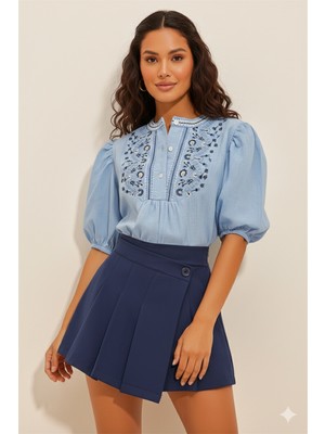 Modayız Kadın Bebe Mavi Düğmeli Nakış Işlemeli Balon Kol Poplin Bluz G1-2370