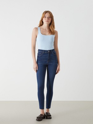 Lc Waikiki Yeni Sezon U Yaka Kadın Atlet