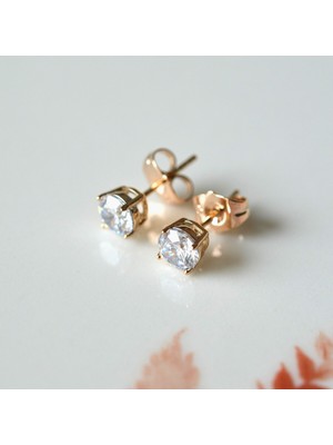 PremiumPort Şık 6 mm Zirkon Taşlı Rodyumlu Tektaş Küpe, Zarif Takı Tasarımı