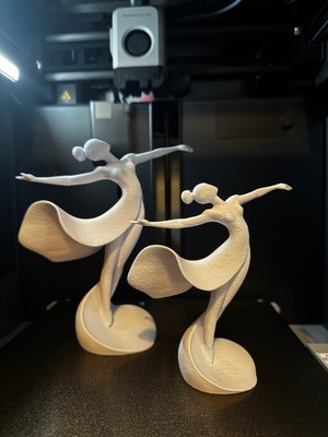 TSC Balerinler Sehpa Üstü Dekorasyon Için Hediyelik Dekoratif Obje Figür 15 cm