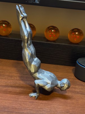 TSC Gri Yoga Yapan Adam Hediyelik Dekoratif Obje Figür 15 cm