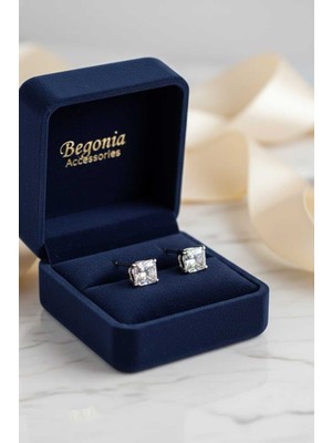 PremiumPort Şık Kare Zirkon Taşlı Çelik Küpe, Unisex, Paslanmaz, Kararmaz Tasarım