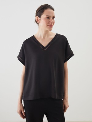 Lc Waikiki Yeni Sezon V Yaka Oversize Kadın Tişört