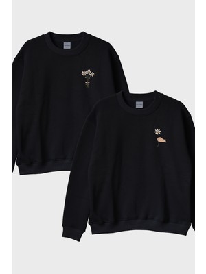 Nuugg Papatya Desenli Siyah Bisiklet Yaka Sweatshirt