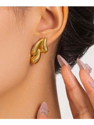 PremiumPort Şık ve Zarif Çelik Küpe, Günlük ve Özel Gün Kullanımı Için Mükemmel