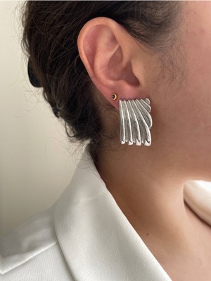 PremiumPort Parlak ve Şık Gümüş Küpe, Zarif Tasarım, Günlük ve Özel Kullanıma Uygun