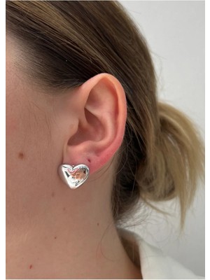 PremiumPort Şık ve Zarif Gümüş Kalp Tasarımlı Küpe, Günlük ve Özel Gün Kullanımı