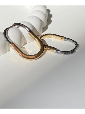 PremiumPort Şık Zirkon Taşlı Çelik Küpe, Modern ve Kaliteli Tasarım