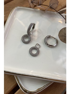 PremiumPort Parlak Taşlı Şık Simit Tasarımlı Metal Küpe, Modern ve Zarif Aksesuar