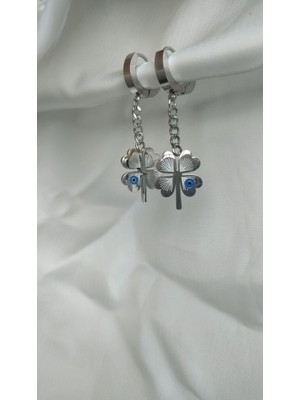 PremiumPort Parlak Çelik Dört Yapraklı Yonca Takı, Şık ve Zarif Tasarım