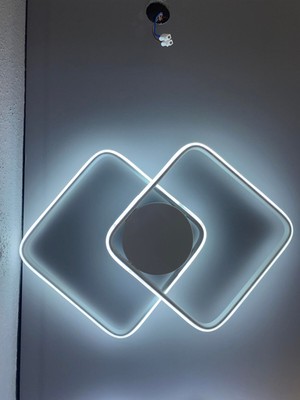 Normadia Yüksek Aydınlatmalı Kare Beyaz Tavan Plafonyer LED Avize, 3 Renkli Aydınlatma