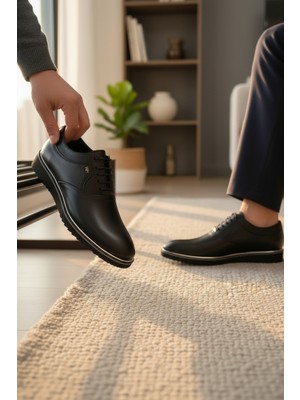Enoch Erkek Siyah Hakiki Deri Klasik Ayakkabı Gümüş Şeritli Comfort Tabanlı ve Mikro Dokulu Panelli Bağcıklı Model