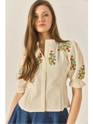 Septemmart Hakim Yaka Renkli Çiçek Nakışlı %100 Pamuk Gömlek