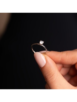 Hakan Mücevherat Sade Tektaş 14 Ayar Altın Yüzük