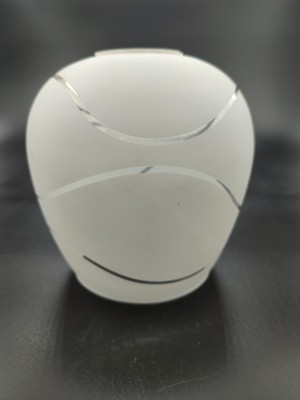 Normadia Beyaz Suyolu Desenli Avize Camı E.27, Yüksek Kalite ve Şıklık