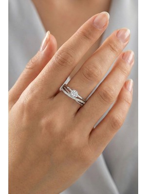 Söğütlü Silver 925 Ayar Gümüş Yüzük Rodyumlu Zirkon Taşlı Özel Bezel Tasarım Tektaş Kadın Yüzük