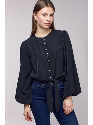 Saade Siyah Balon Kollu Bağlama Detaylı Düğmeli Bluz L