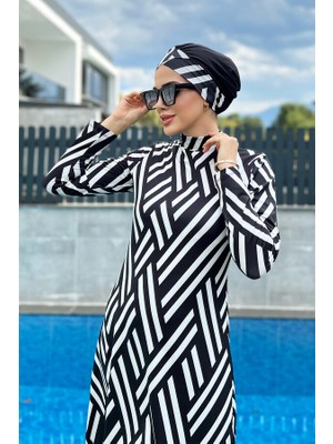 Remsa Mayo Tam Kapalı Tesettür Mayo R011 Likralı Malzeme ile Şık Siyah Desenli Kadın Mayo