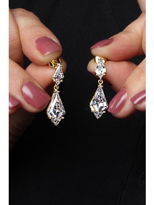 By Barun Sallantılı Küpe Üçgen 925 Ayar Zirkon Taşlı Beyaz Silver Civili Geçmeli Gümüş Küpe