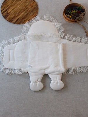 Lokiboo Yenidoğan Kapitone Anadolunun Kalbi Nakışlı Ayaklı Kız Erkek Bebek Battaniyesi