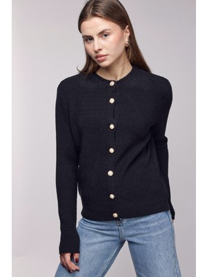 Saade Siyah Bisiklet Yaka Inci Düğmeli Fitilli Triko Hırka Std