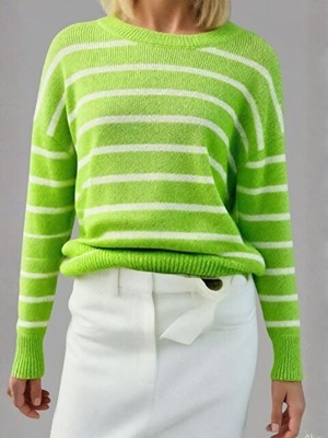 Trendseninle Kadın Fıstık Yeşili Bisiklet Yaka Beyaz Çizgili Triko Kazak