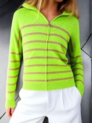 Trendseninle Kadın Fıstık Yeşili Yarım Fermuarlı Yaka Çizgili Triko Kazak