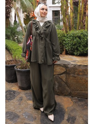 İmaj Butik Haki Yaka Fırfırlı Tunik Pantolonlu Takım