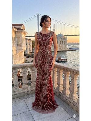 Uzer Kristal Taş ve Payet Baskılı Vücudu Saran Kuruklu Özel Seri Gece Elbisesi,abiye Elbise