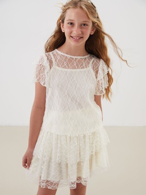 Lc Waikiki Yeni Sezon Bisiklet Yaka Dantel Detaylı Kız Çocuk Bluz