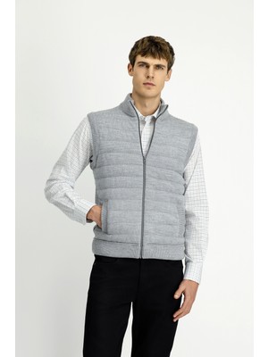 Kiğılı Desenli Fermuarlı Triko Yelek