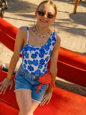 Lc Waikiki Yeni Sezon Uv Korumalı Çiçekli Kız Çocuk Mayo