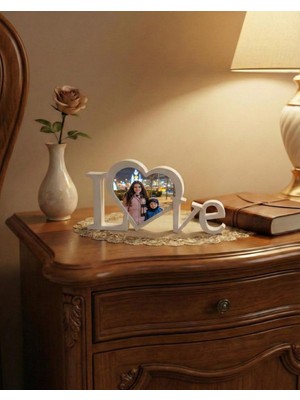 Merka Grup Kişiye Özel Love Yazılı Kalpli Fotoğraf Çerçevesi - Sevgililer Günü & Yıldönümü Hediyesi