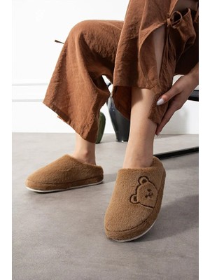 Moda Ayra Ayıcık Nakışlı Kadın Yumuşak Peluş Içi Tüylü Çeyiz Bohça Gelin Ev Terliği