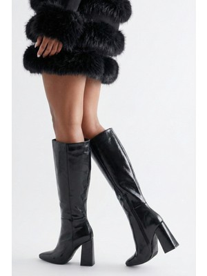 Agnia Siyah Parlak Fermuar Detay Içi Kürklü Topuklu Kadın Çizme