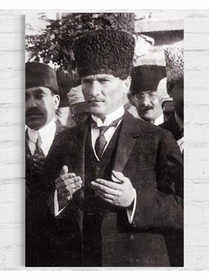 Baskı Perisi Mustafa Kemal Atatürk Kalabalık Içinde Cam Tablo 178