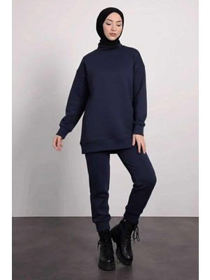 Tesettür Diyarı Kanguru Cepli Içi Polarlı Tesettür Takım- Lacivert