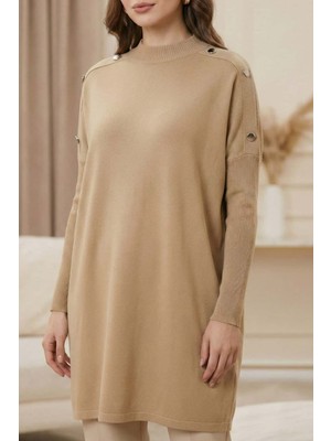 Crystalia Omuzları Dore Düğme Detaylı Dik Yaka Uzun Kahverengi Kadın Kazak