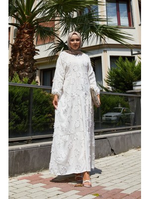 EFL Yarım Düğmeli Püskül Detaylı Tesettür Elbise Ekru