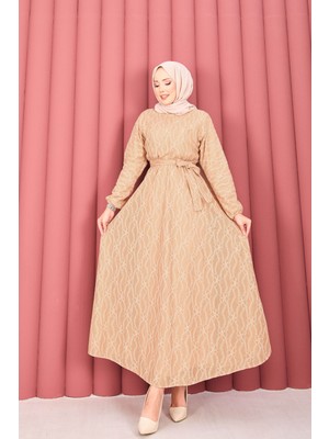Md Dantel Dokulu Seyyar Kuşaklı Tesettür Elbise Camel