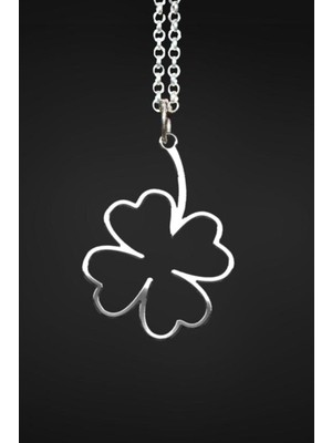 Kalp'li Yonca Model Gümüş Kolye