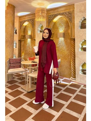 Md Beyaz Şeritli Yırtmaç Detaylı İkili Takım Bordo