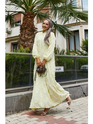 EFL Yarım Düğmeli Püskül Detaylı Tesettür Elbise Sarı